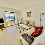 Lumineux Avec Terrasse Et Acces - Fr-1-816-15 Apartment Le Lavandou