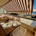 Lumineux Avec Terrasse Et Acces - Fr-1-816-15 *