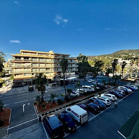 Lumineux Avec Terrasse Et Acces - Fr-1-816-15 Apartamento Le Lavandou